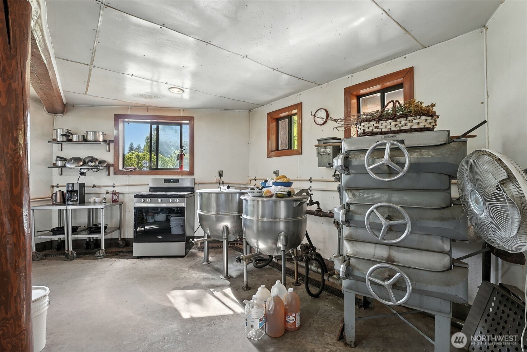 3725 Vineyard Way Property Photo 17