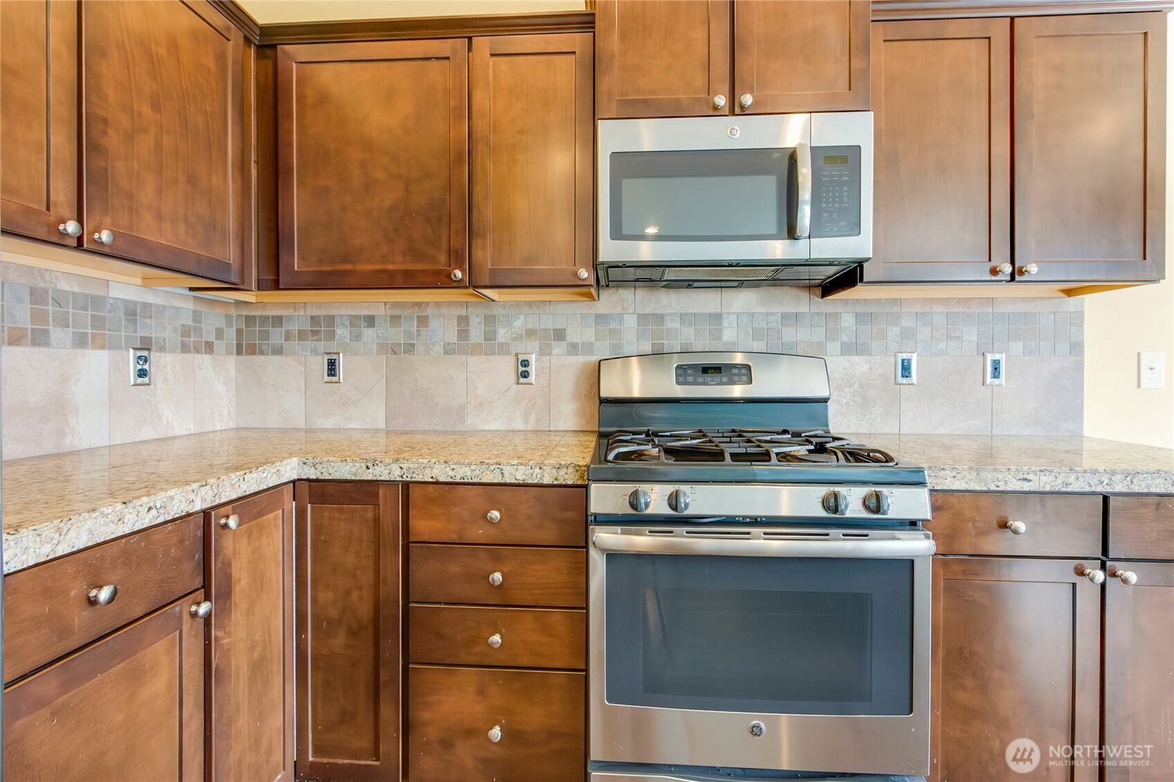 6702 Udall Place Property Photo 14