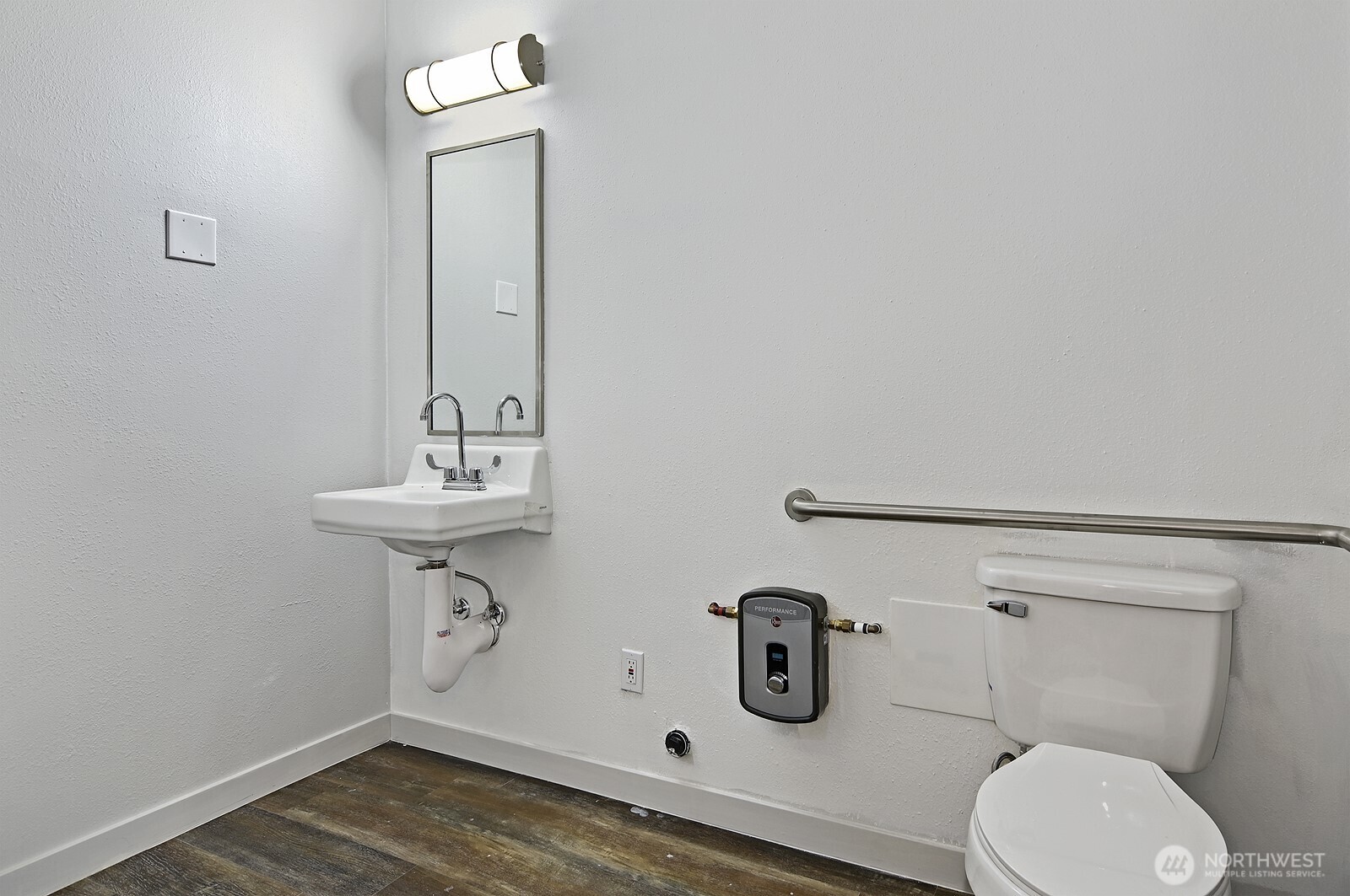 3015 Beacon Avenue Property Photo 24