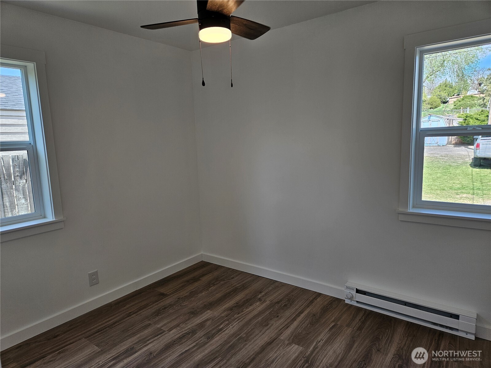108 W 3rd Street Property Photo 20