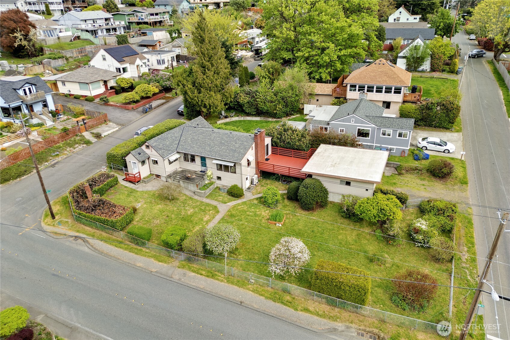 1408 Winfield Avenue Property Photo 1