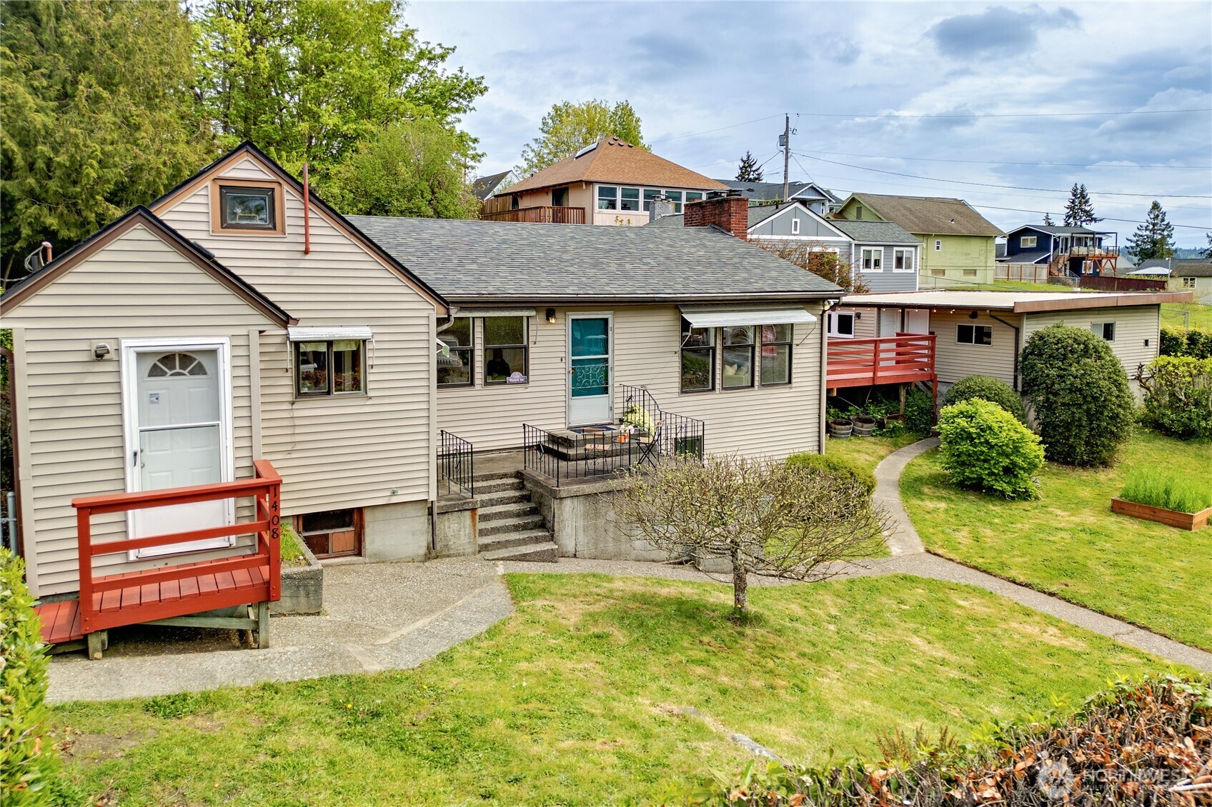 1408 Winfield Avenue Property Photo 2
