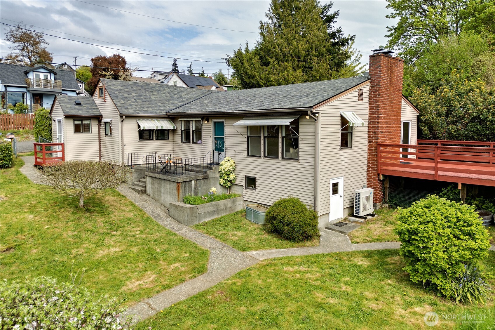 1408 Winfield Avenue Property Photo 4