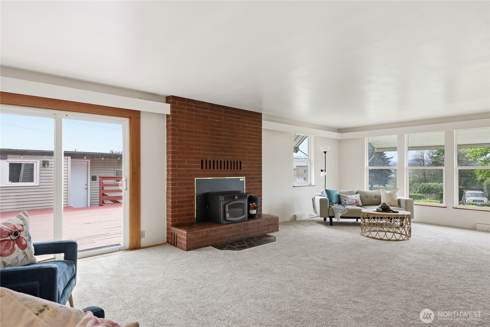 1408 Winfield Avenue Property Photo 7