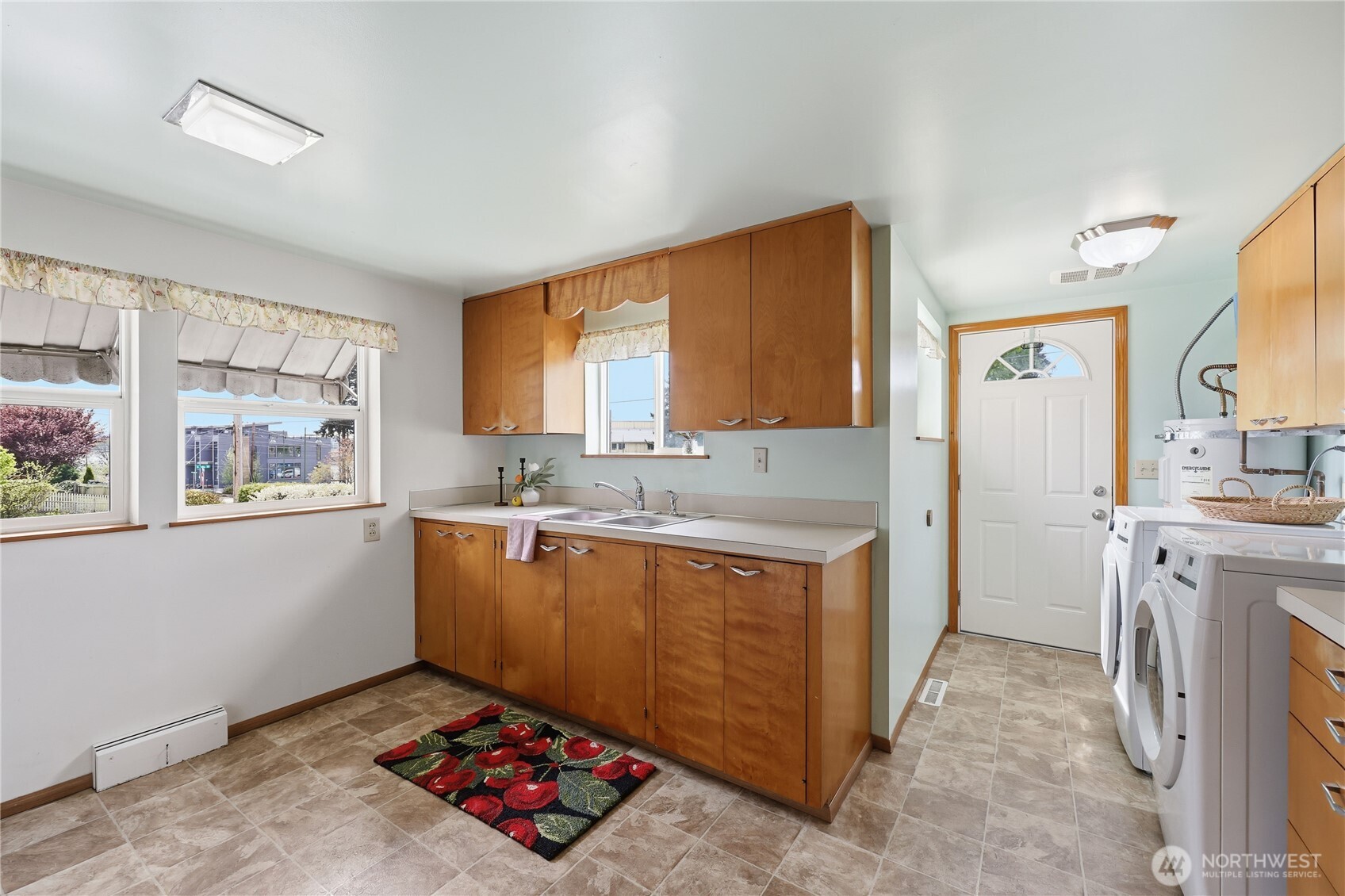 1408 Winfield Avenue Property Photo 14