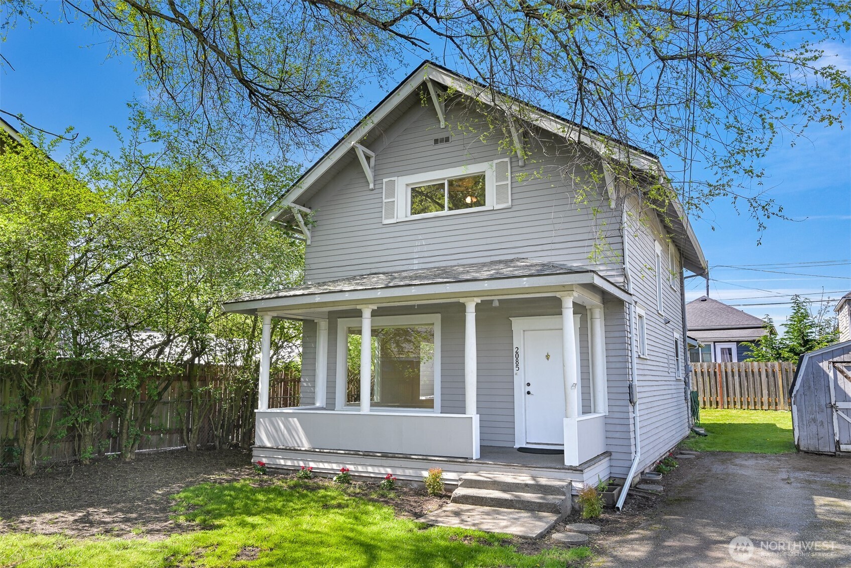 2085 Cottage Place Property Photo 1