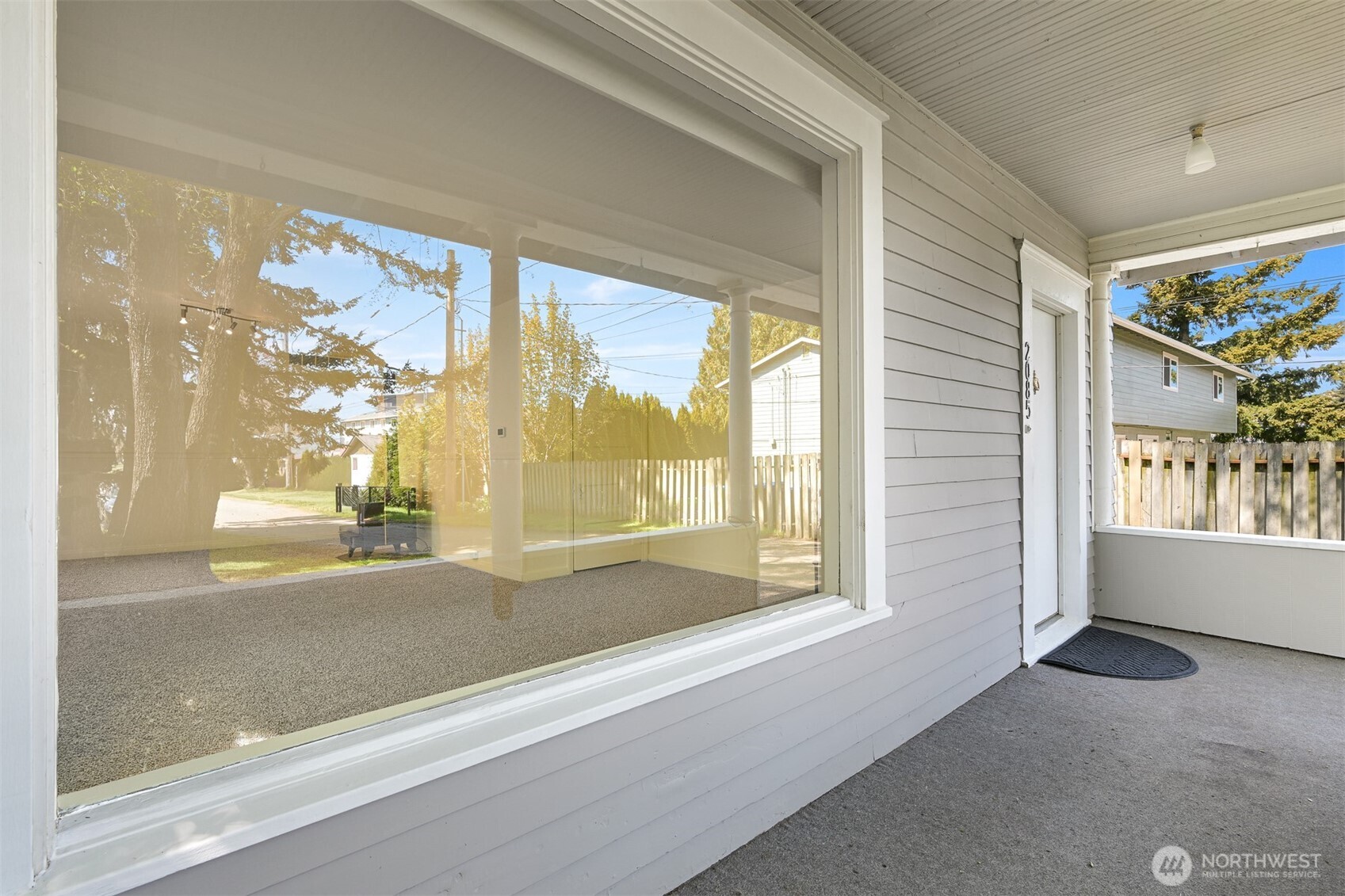 2085 Cottage Place Property Photo 6