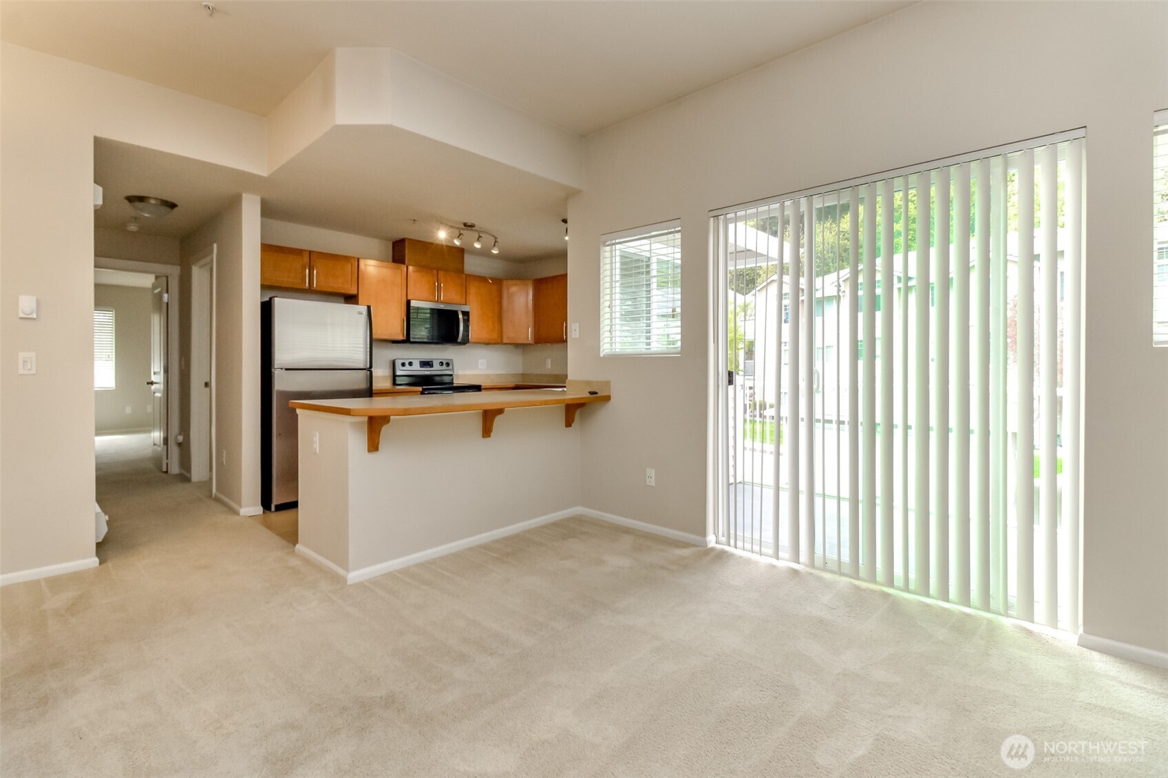 21230 40th Way E Property Photo 5
