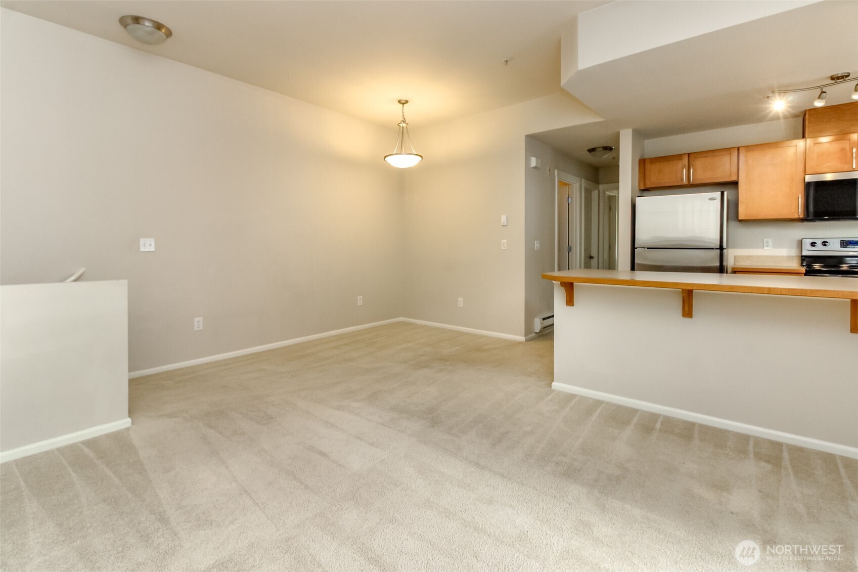 21230 40th Way E Property Photo 6