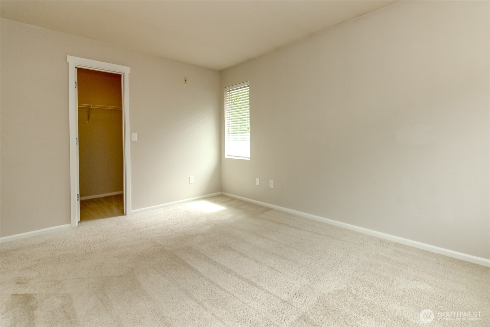 21230 40th Way E Property Photo 14