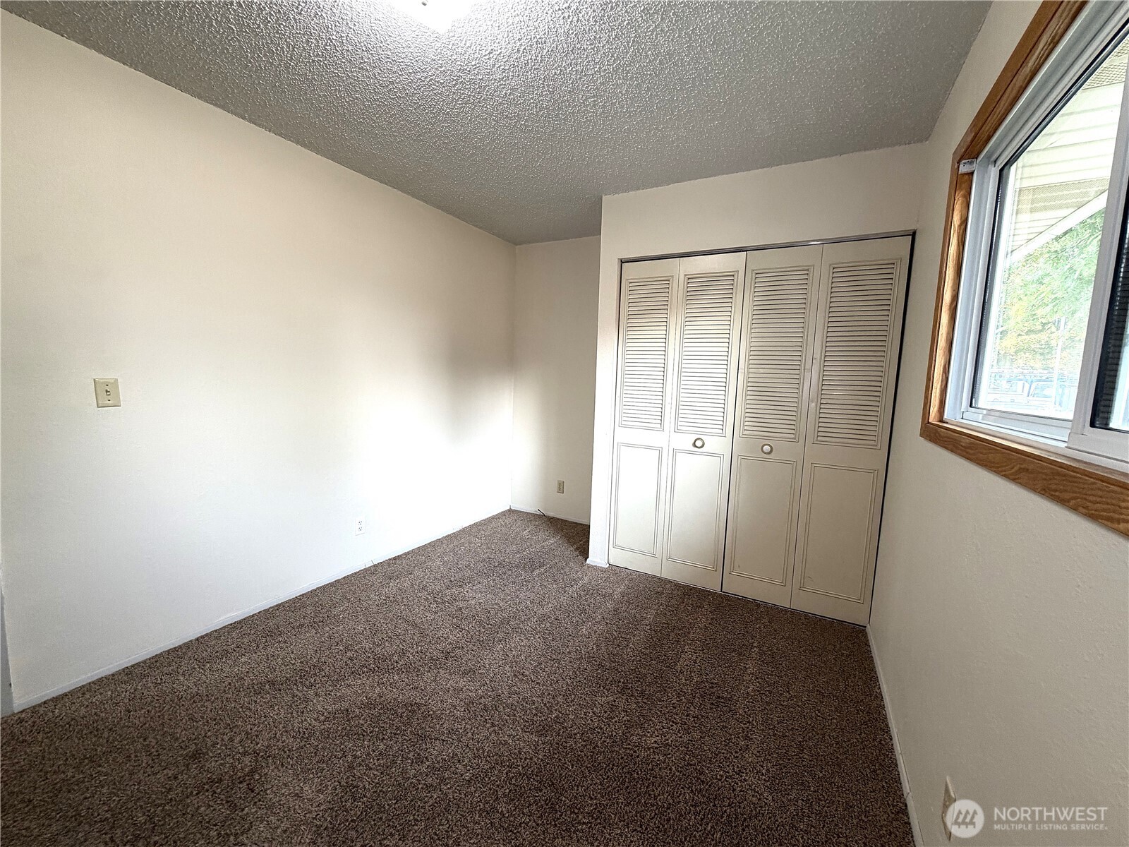 104 W First Street Property Photo 20