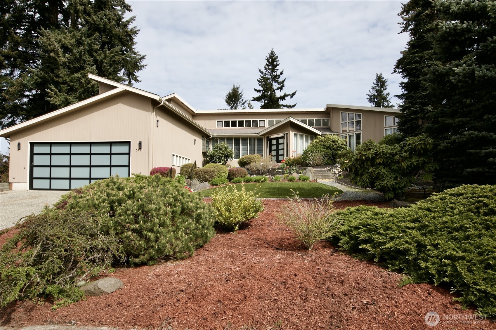 5911 150th Place Property Photo 1