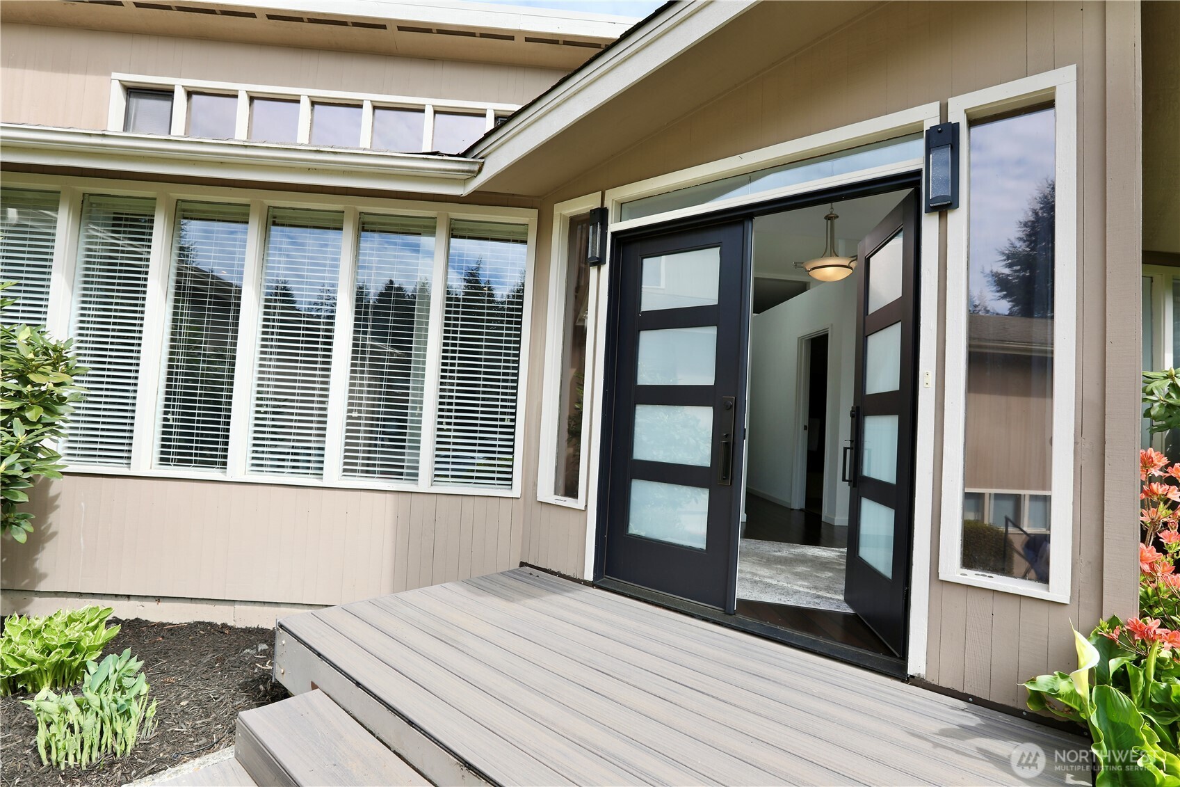 5911 150th Place Property Photo 4