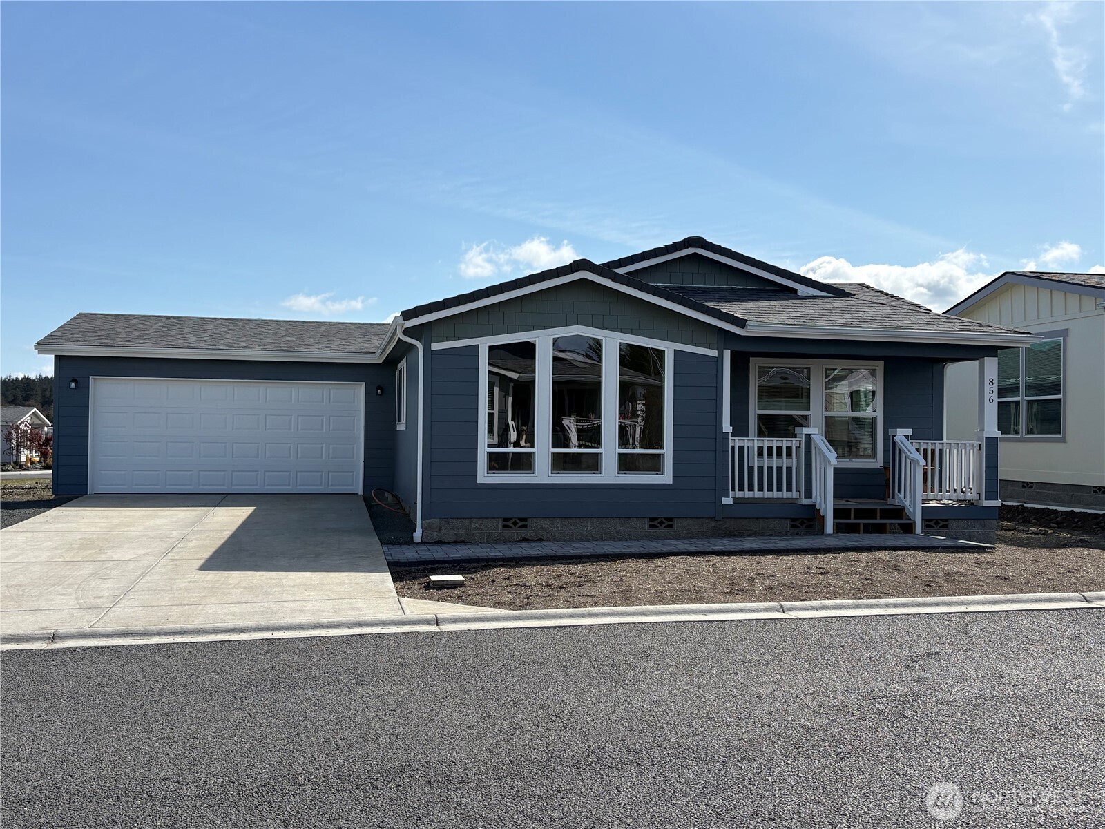 856 N Rock Rose Avenue Property Photo 2