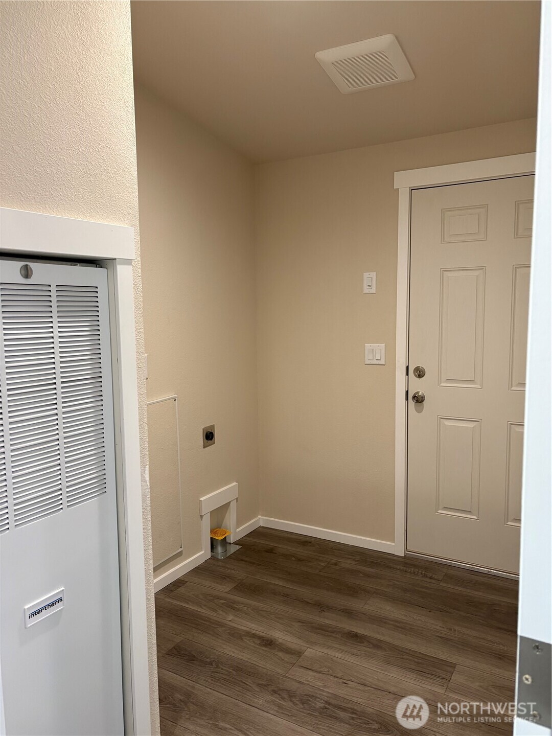 856 N Rock Rose Avenue Property Photo 12