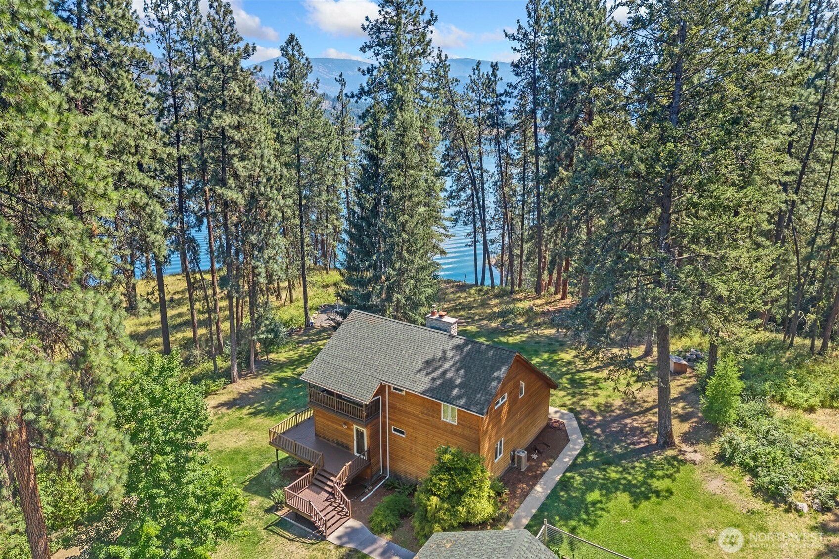61 Columbia Drive Property Photo 2
