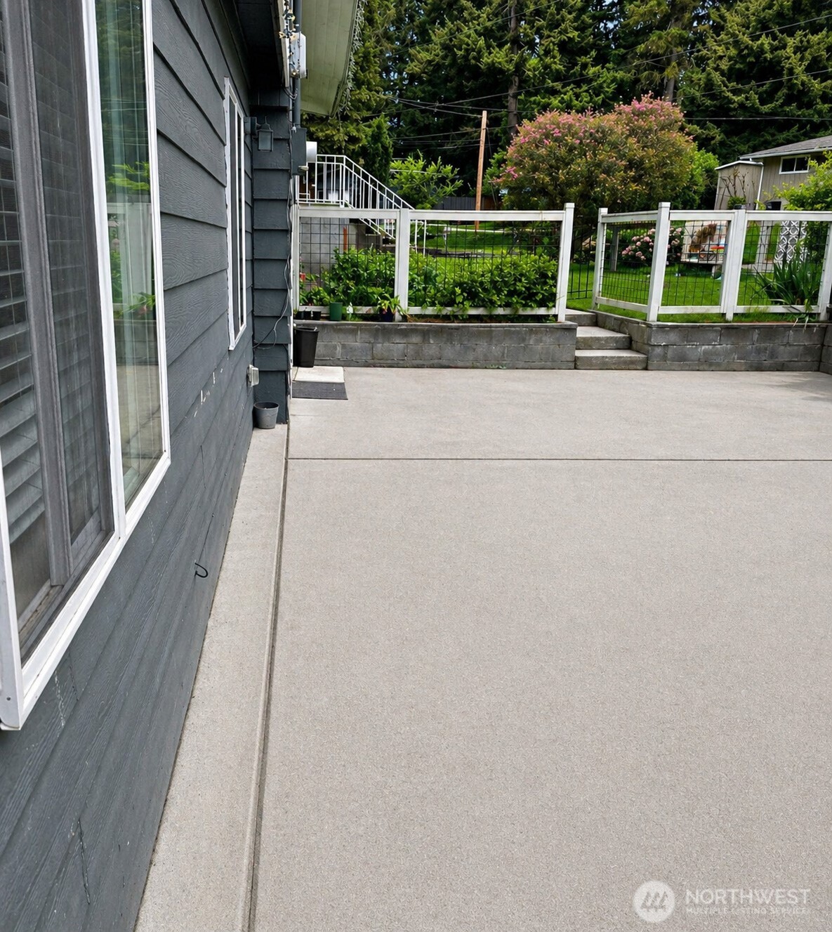2510101 Property Photo 1