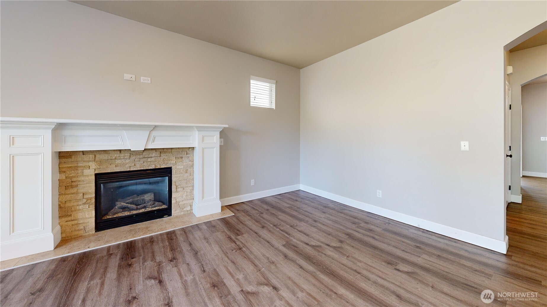 1229 Kiely Drive Property Photo 7
