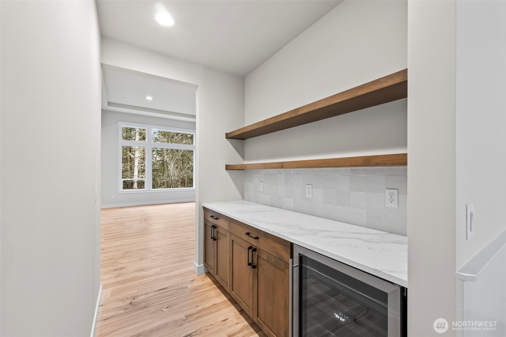 14826 210th Place 1495 Property Photo 10