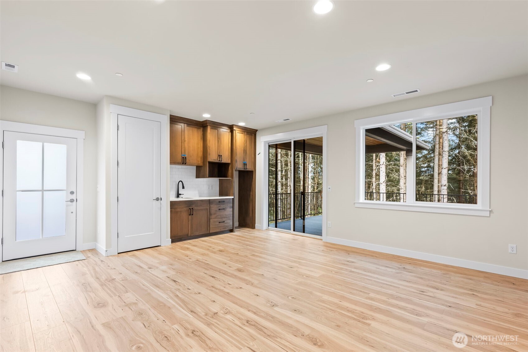 14826 210th Place 1495 Property Photo 23