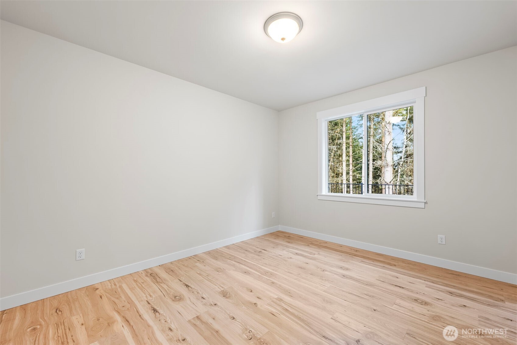 14826 210th Place 1495 Property Photo 28