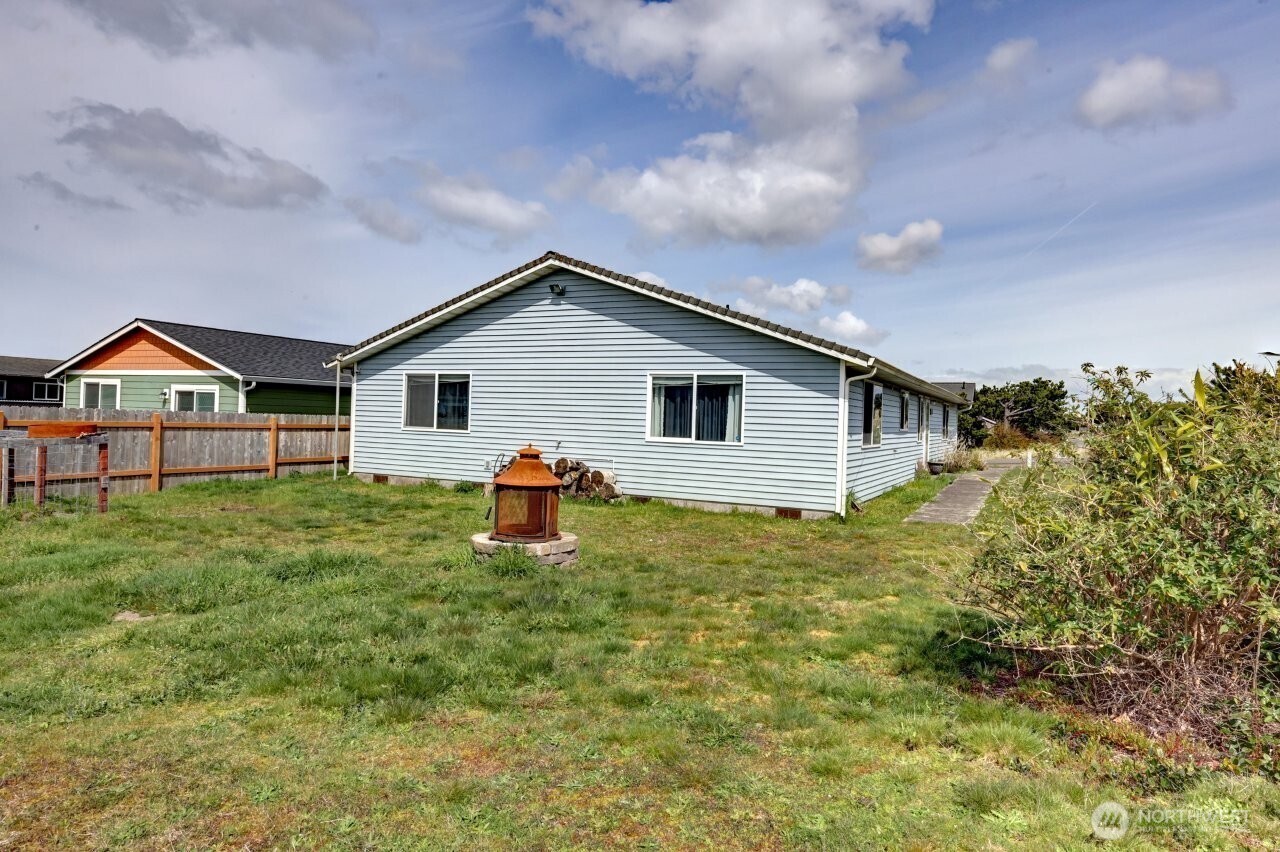 816 325th Street Property Photo 10