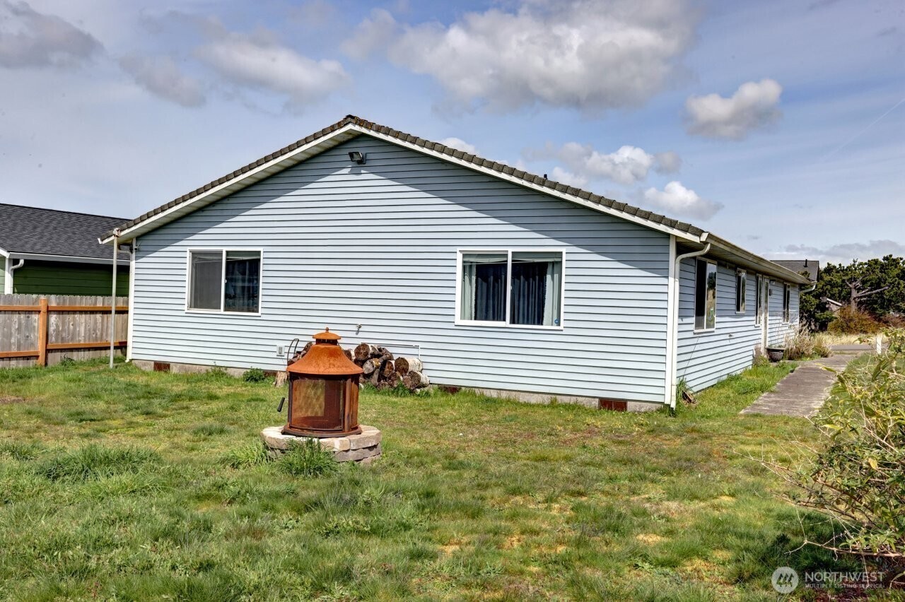 816 325th Street Property Photo 11