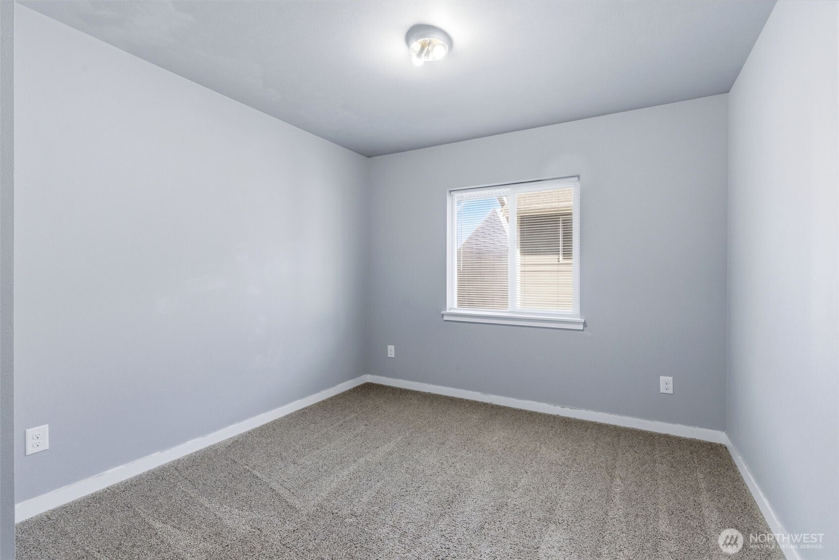 1569 Ne Fontaine Way Property Photo 19