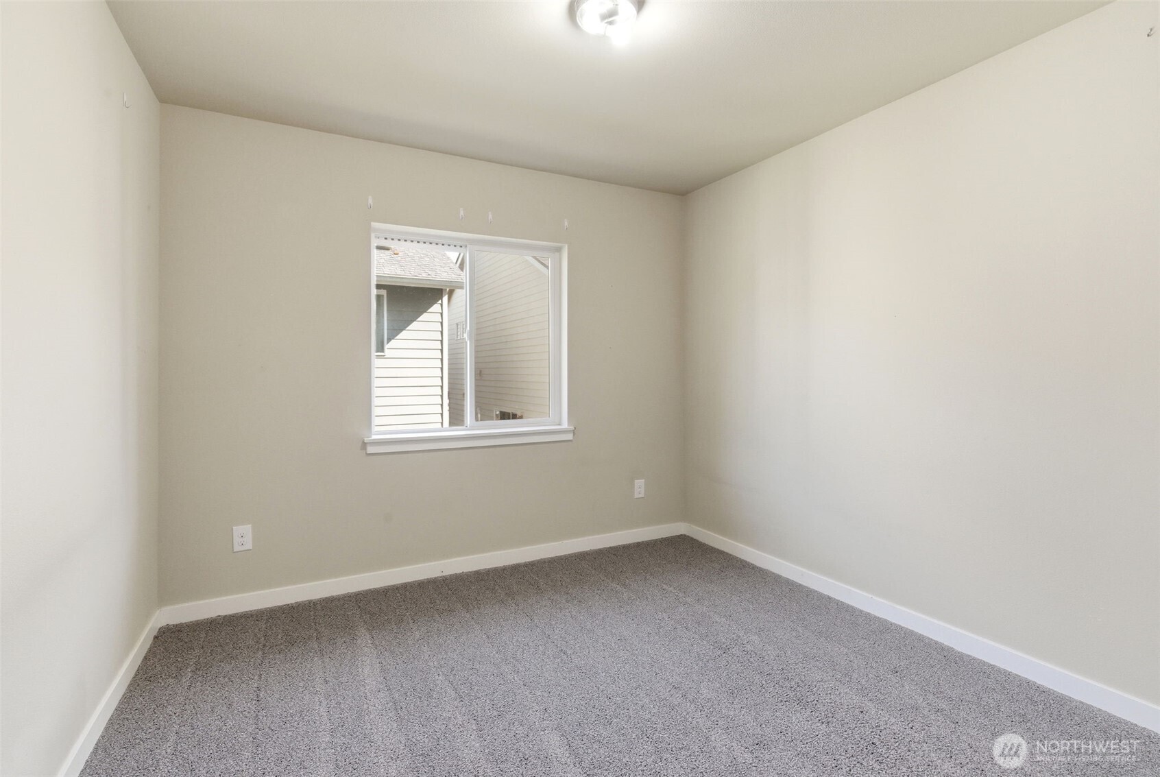 1569 Ne Fontaine Way Property Photo 21