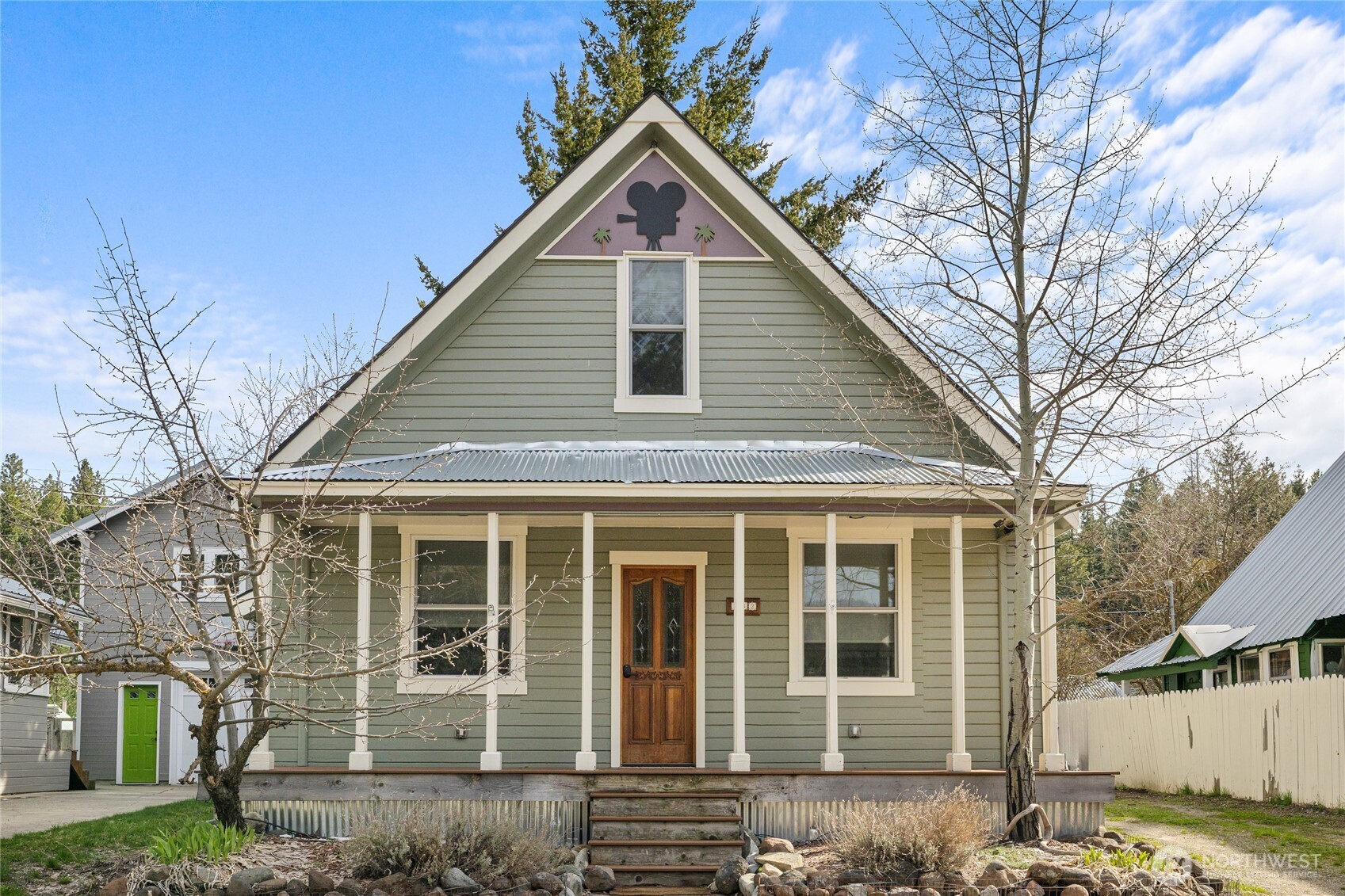 132 4th Street Property Photo 1
