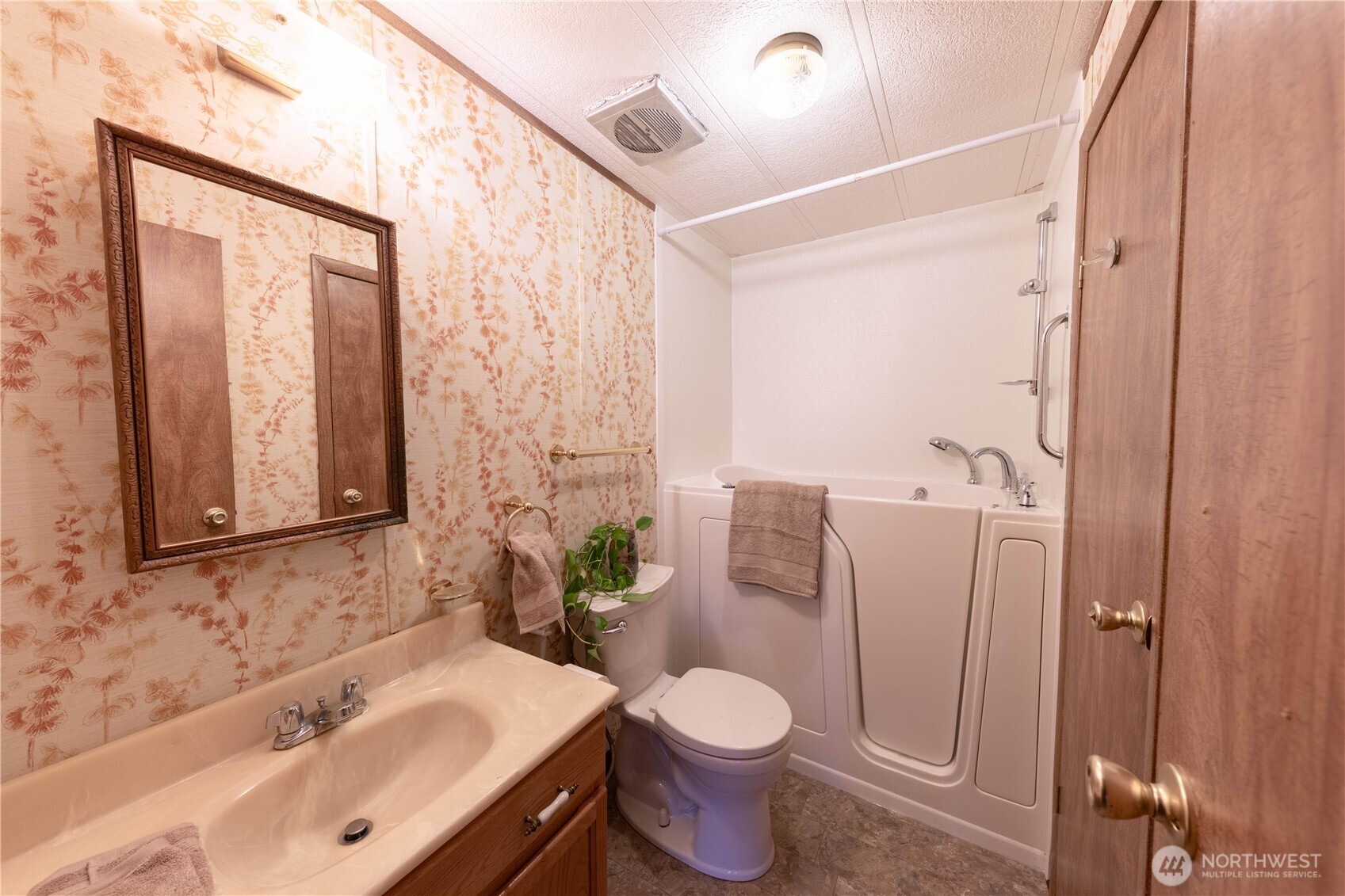 2725 E Fir Street 112 Property Photo 20