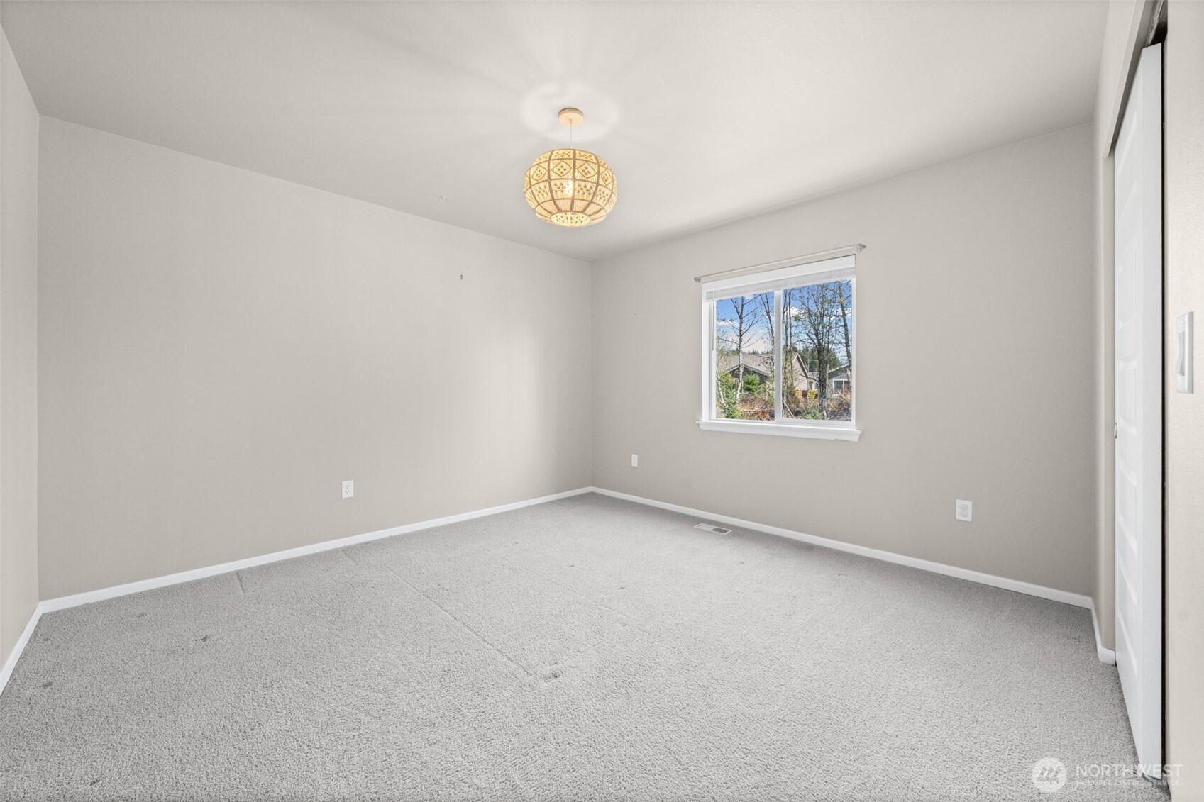15025 Olympic Loop Property Photo 36