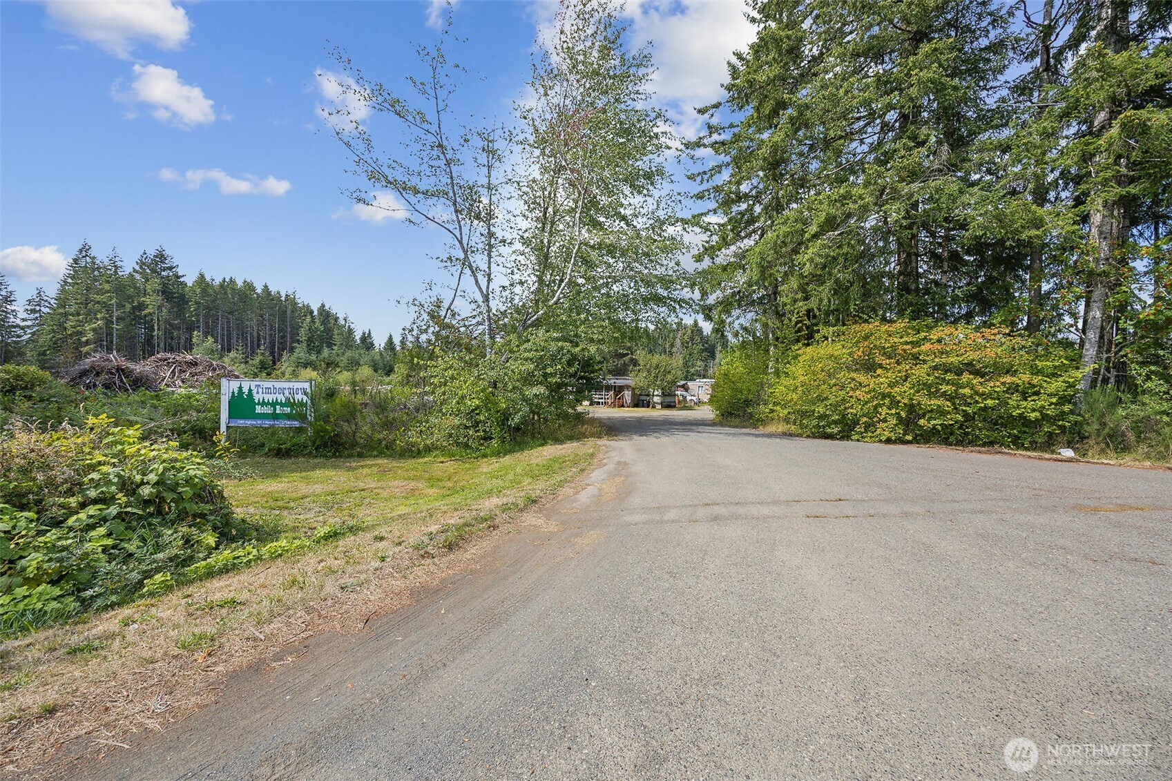 3389 Us Highway 101 Property Photo 3