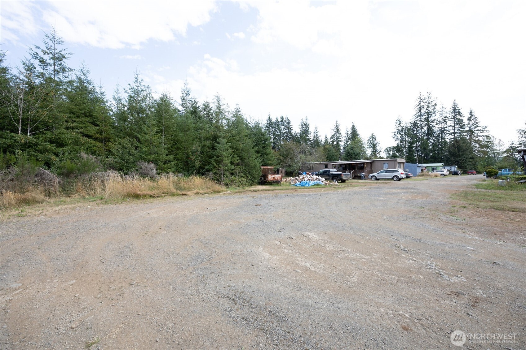 3389 Us Highway 101 Property Photo 9