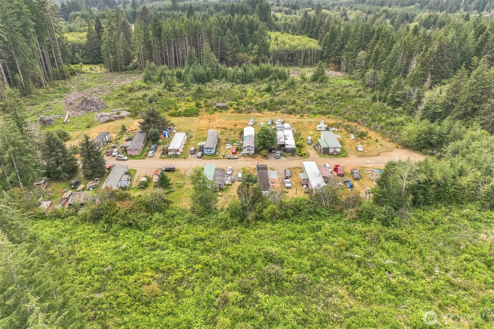 3389 Us Highway 101 Property Photo 15