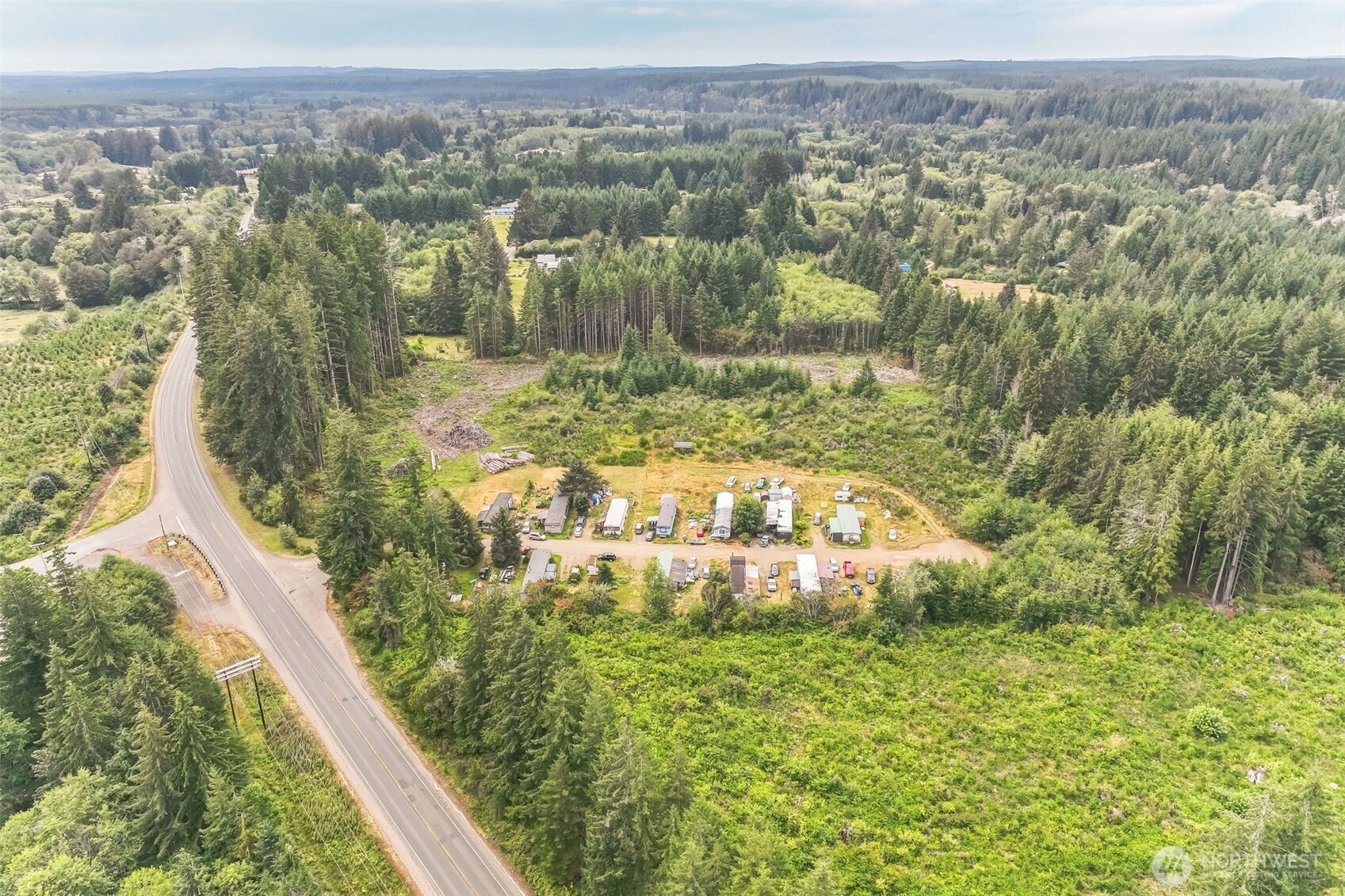 3389 Us Highway 101 Property Photo 19