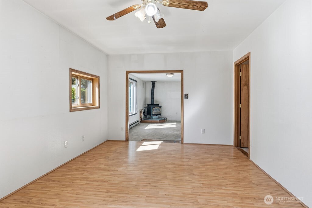 156 Williams Avenue Property Photo 11
