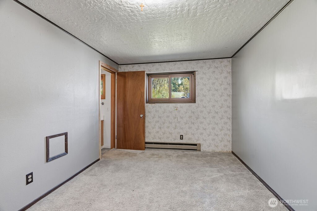 156 Williams Avenue Property Photo 20