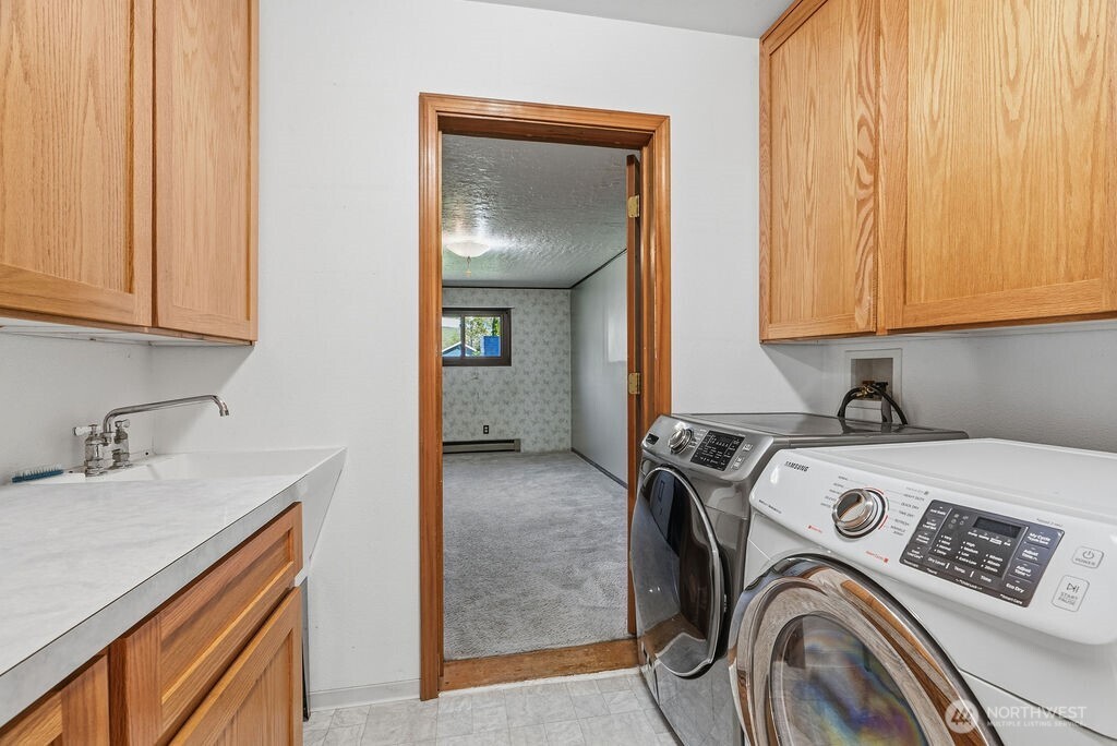 156 Williams Avenue Property Photo 24
