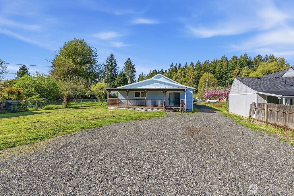 156 Williams Avenue Property Photo 26