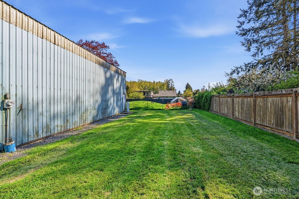156 Williams Avenue Property Photo 28