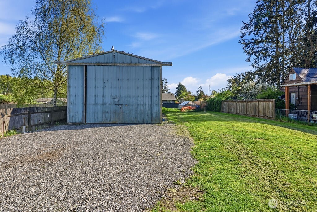 156 Williams Avenue Property Photo 31
