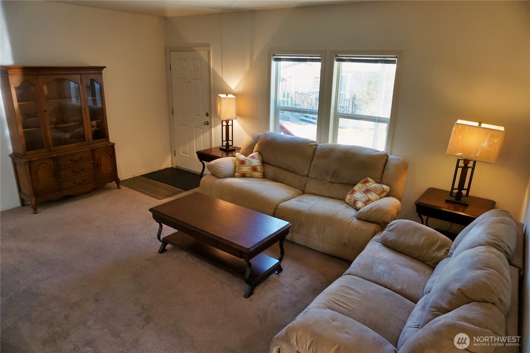 2350 Douglas Road 26 Property Photo 4