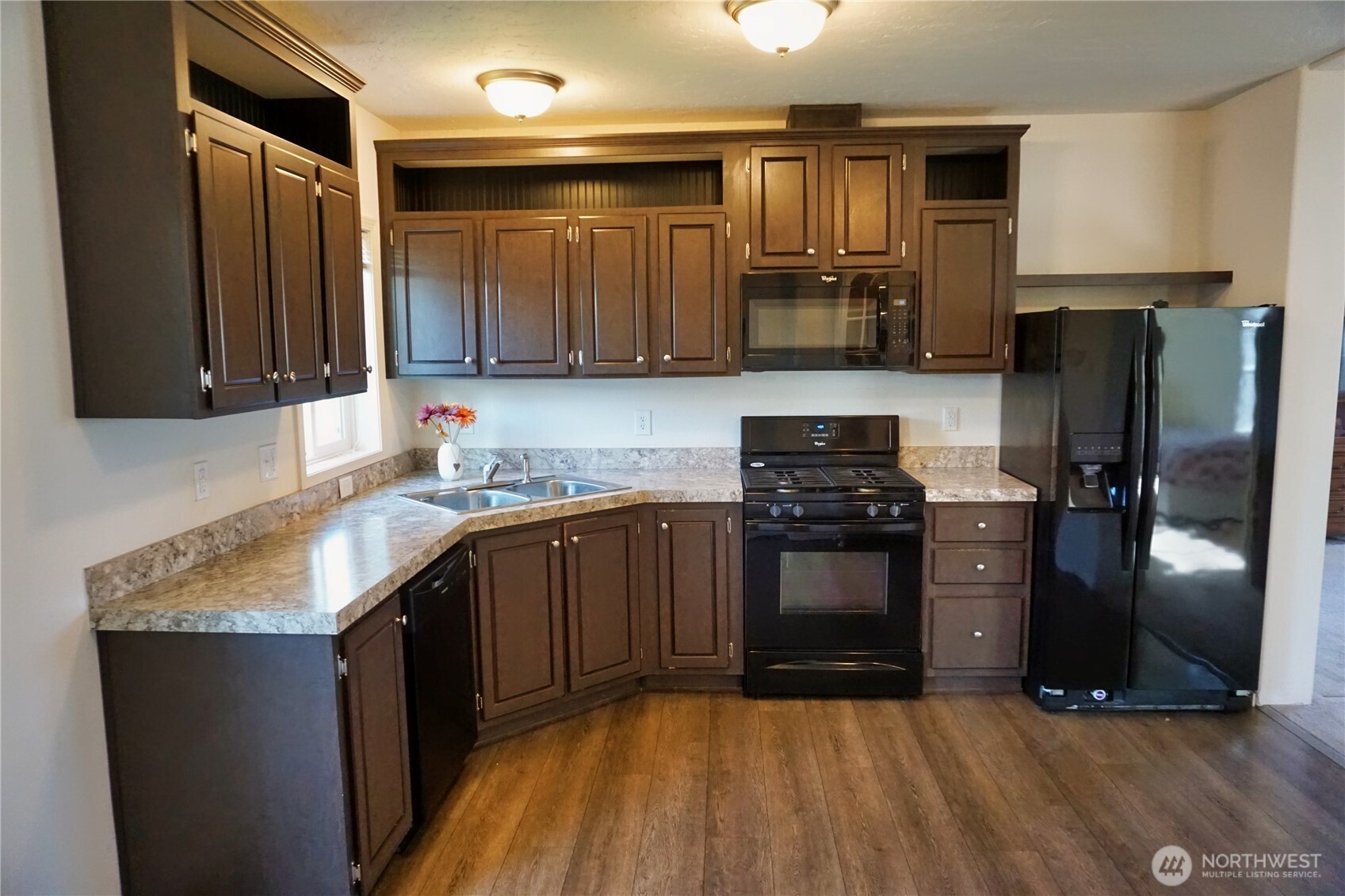 2350 Douglas Road 26 Property Photo 6