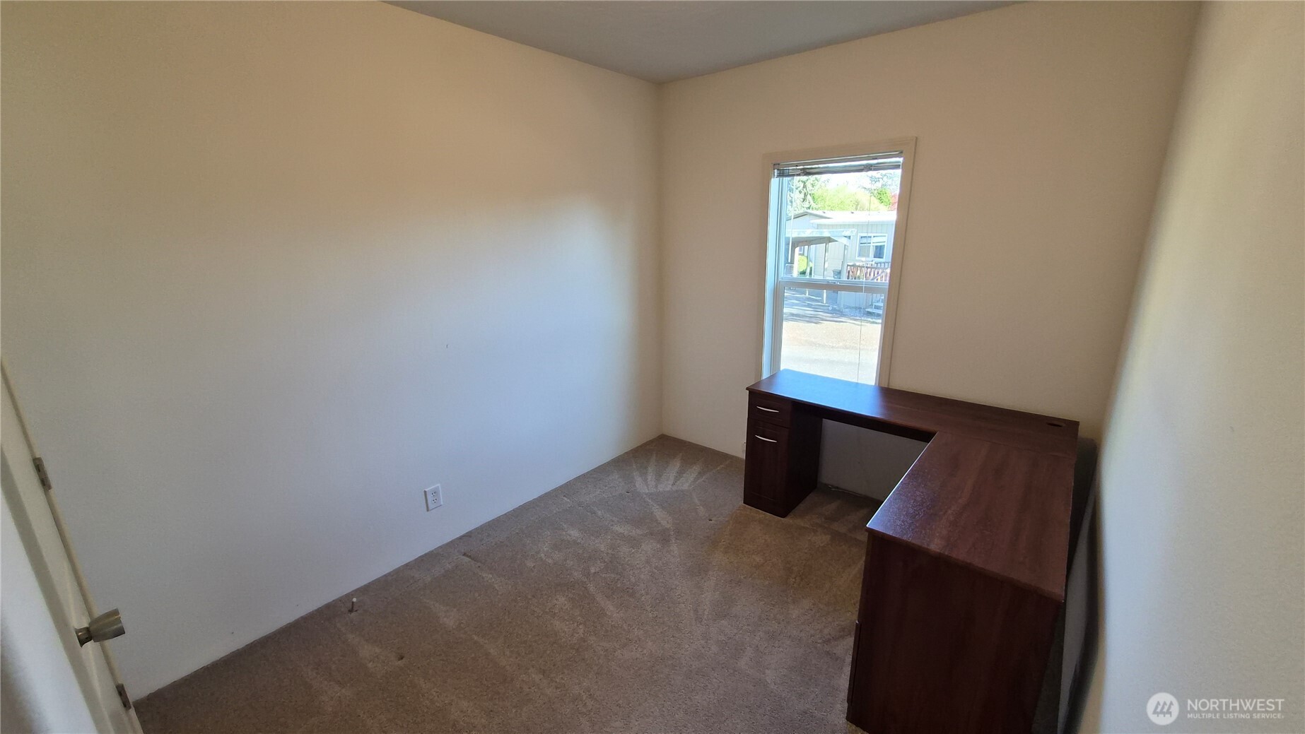 2350 Douglas Road 26 Property Photo 13