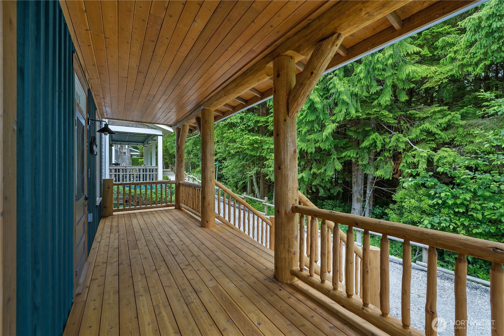 18 Primrose Lane Property Photo 4