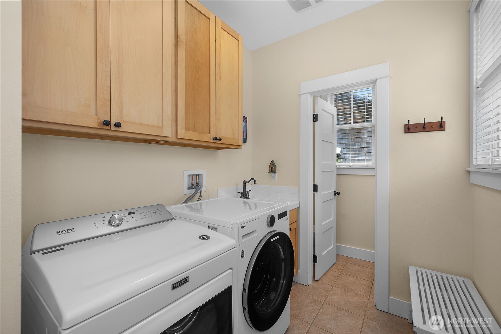 18 Primrose Lane Property Photo 19