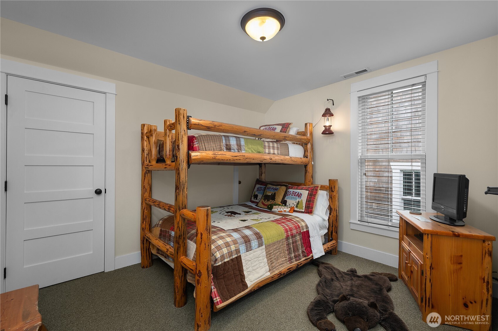 18 Primrose Lane Property Photo 25
