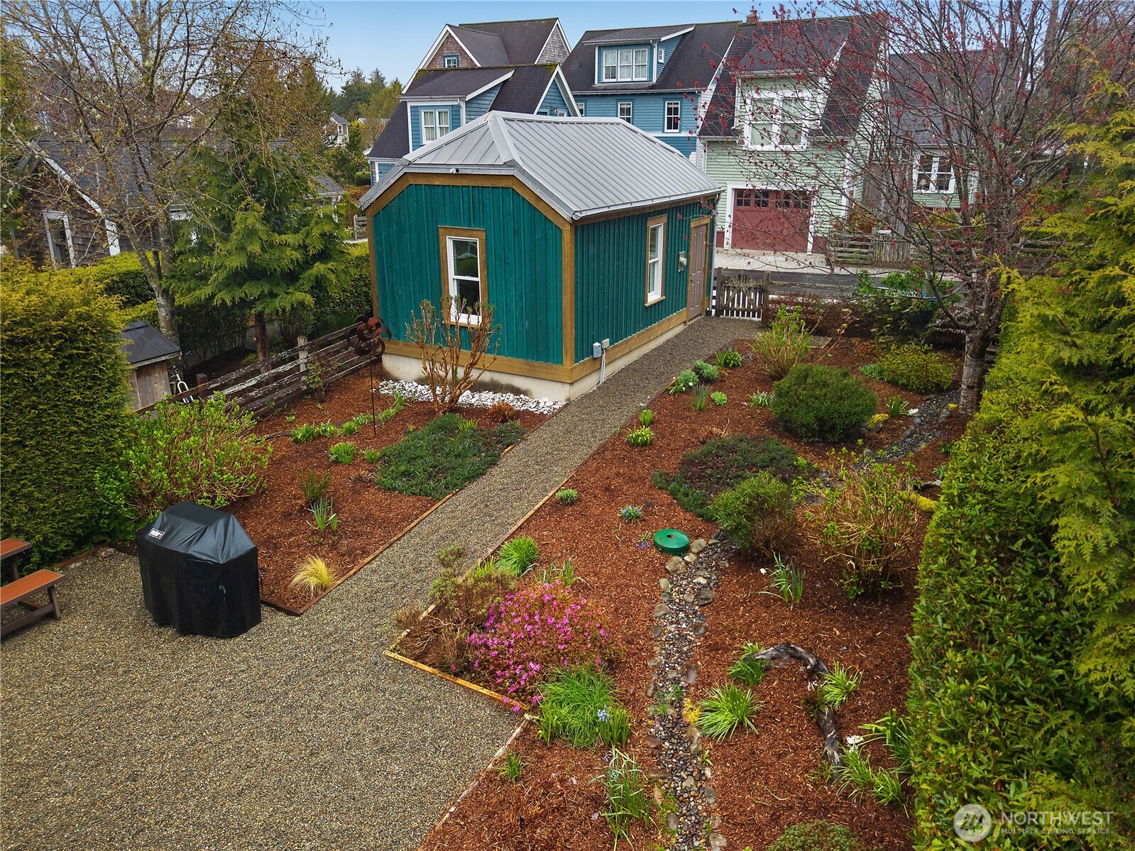 18 Primrose Lane Property Photo 34