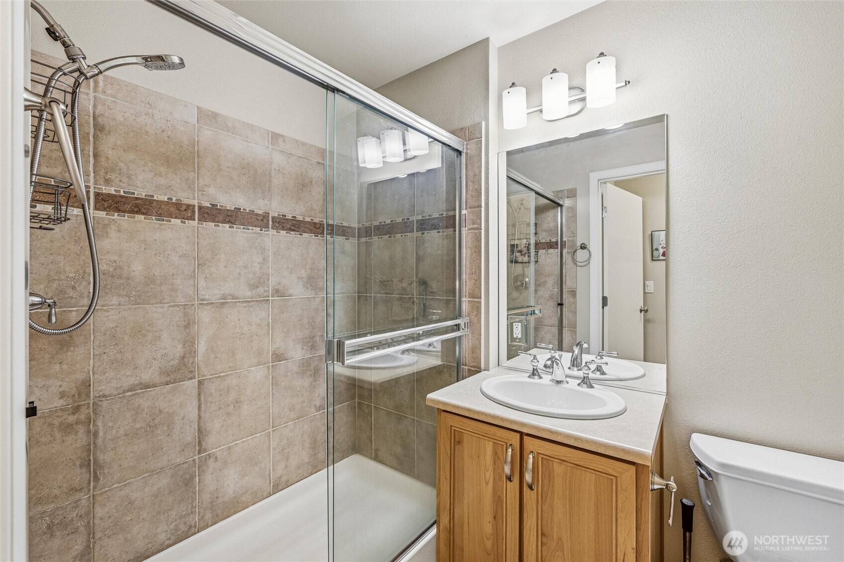 910 Harris Avenue 208 Property Photo 17